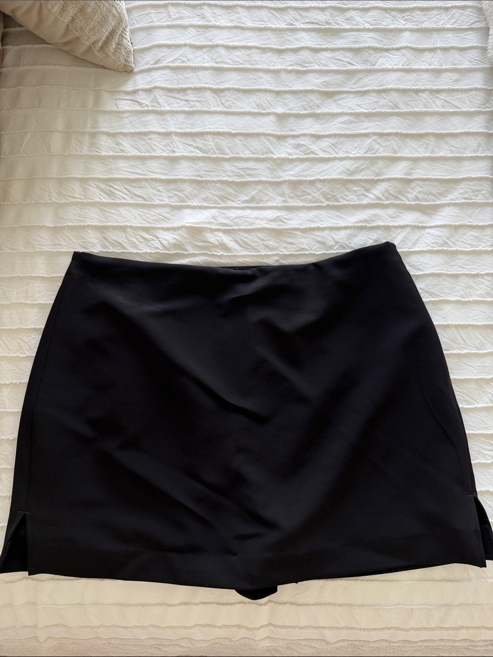 Express Black Mini Skort - Clean A-Line Silhouette